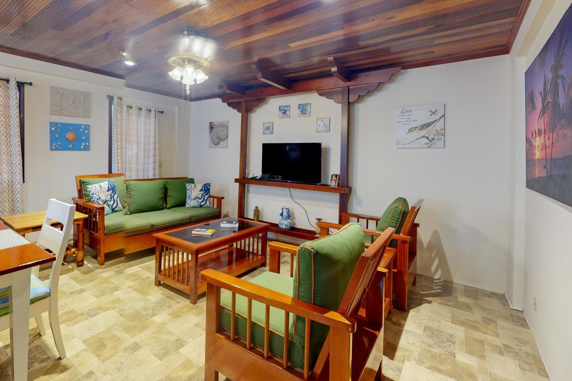 Hummingbird Home Suites San Pedro  Habitación foto